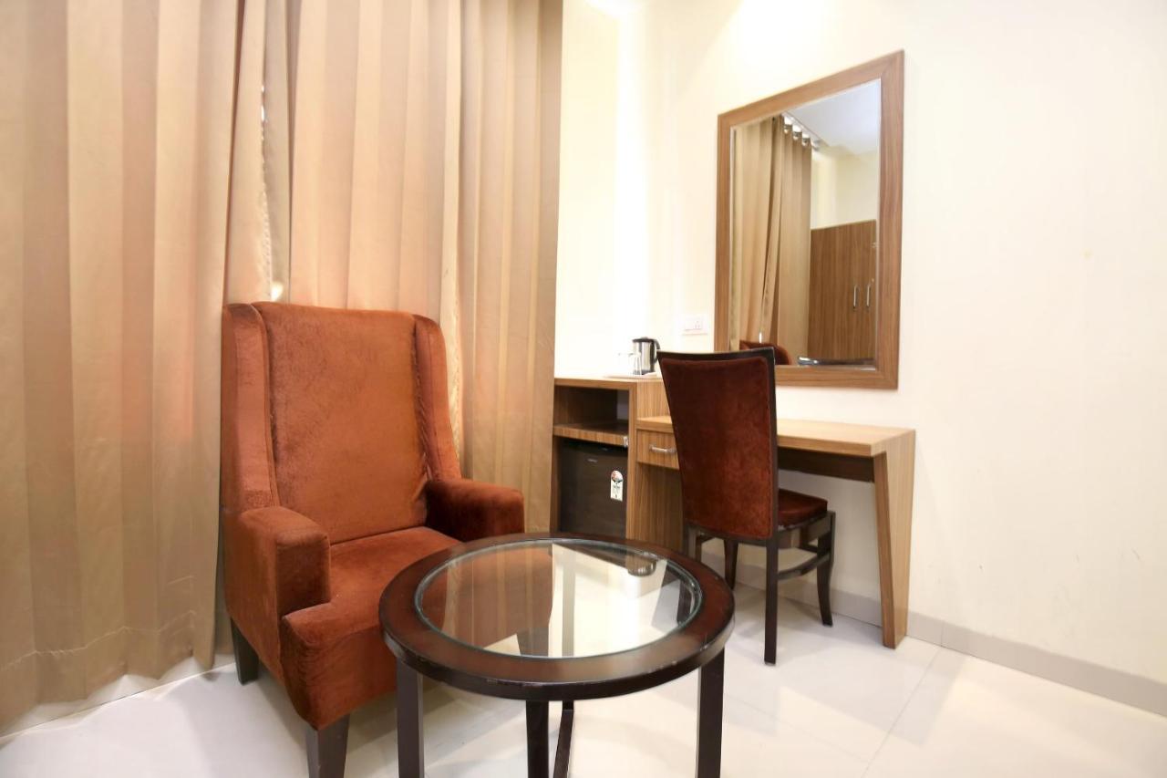 Capital O 8510 Welcome Inn Αμριτσάρ Εξωτερικό φωτογραφία