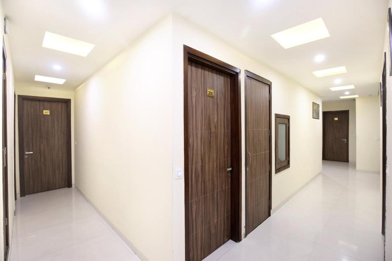 Capital O 8510 Welcome Inn Αμριτσάρ Εξωτερικό φωτογραφία