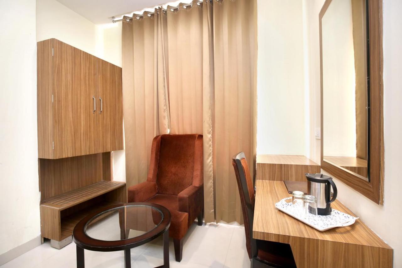 Capital O 8510 Welcome Inn Αμριτσάρ Εξωτερικό φωτογραφία