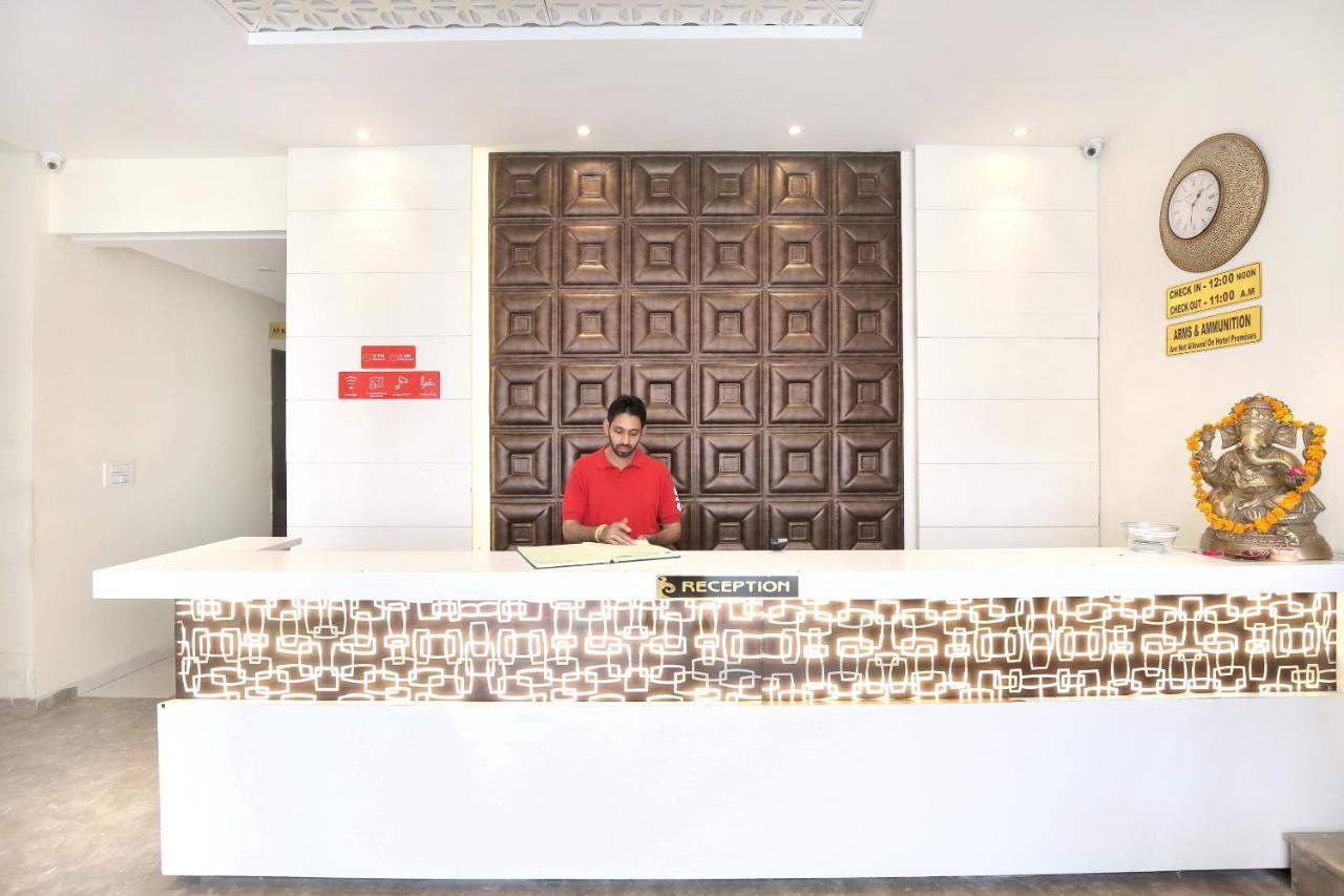 Capital O 8510 Welcome Inn Αμριτσάρ Εξωτερικό φωτογραφία