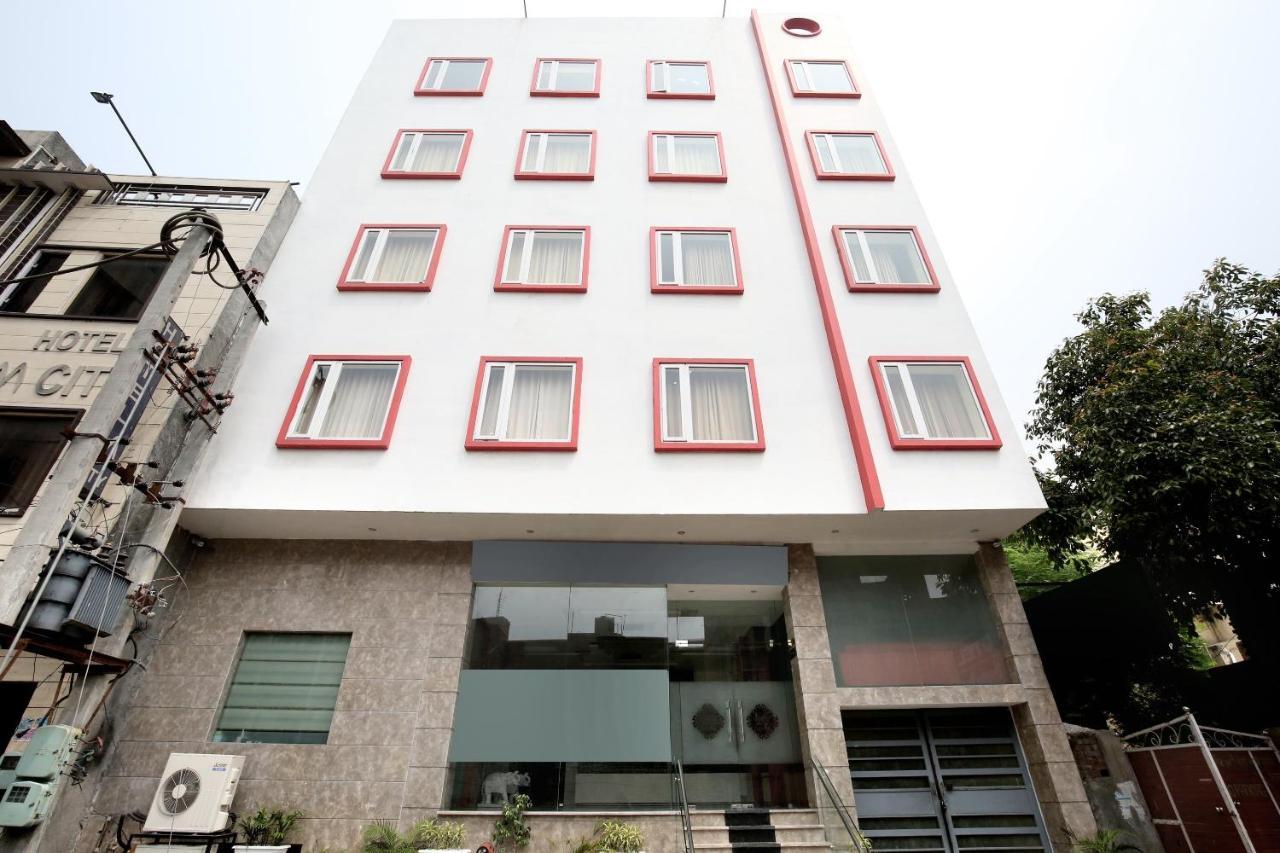 Capital O 8510 Welcome Inn Αμριτσάρ Εξωτερικό φωτογραφία