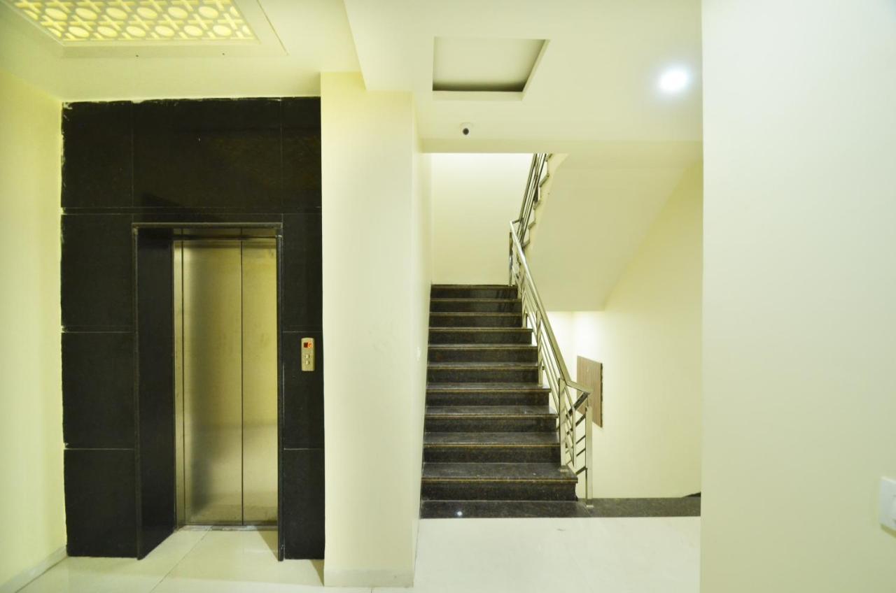 Capital O 8510 Welcome Inn Αμριτσάρ Εξωτερικό φωτογραφία